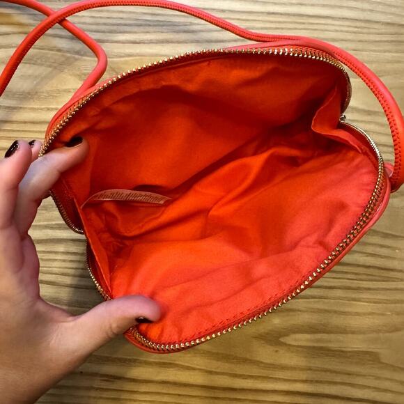 NWT Red Crossbody Bag Vegan Leather - Picture 3 of 4